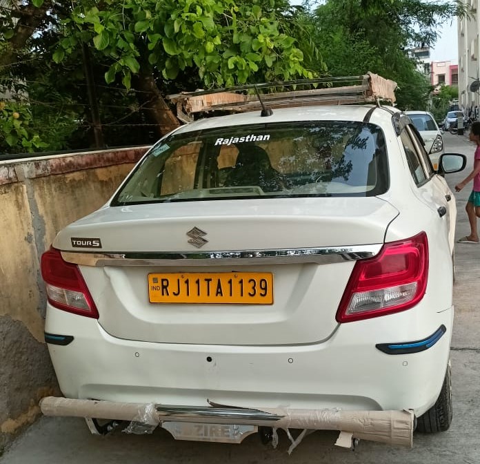 Railway station pickup taxi
