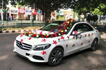 Wedding car rental service
